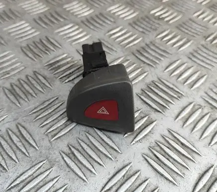 Nissan Patrol Y61 Hazard light switch 25290VB001