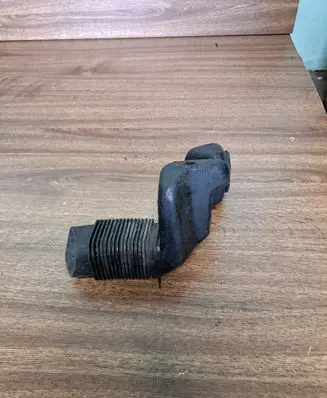 Audi A8 S8 D2 4D Air intake duct part 4D0903423A