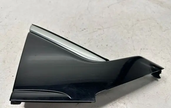 Opel Adam Tailgate trim 476934682