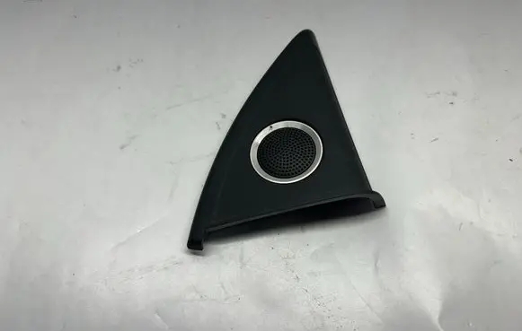 Audi A5 8T 8F Dash center speaker trim cover 8F0035424A 8F0035424