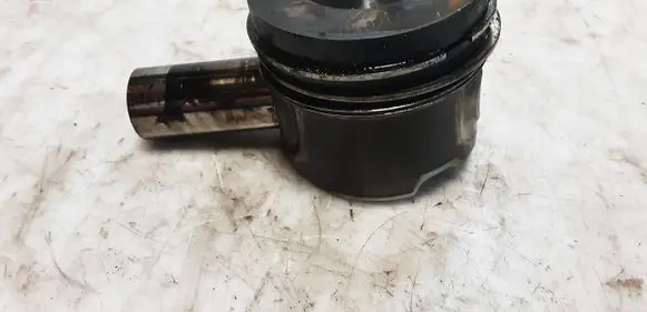 Audi Q7 4L Piston 83L57 R061