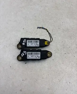 Mercedes-Benz CLS C219 Airbag deployment crash/impact sensor 102976002 102976 0018209126