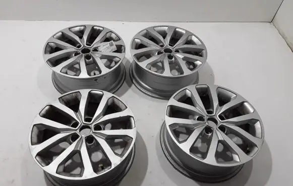 R18 alloy rim