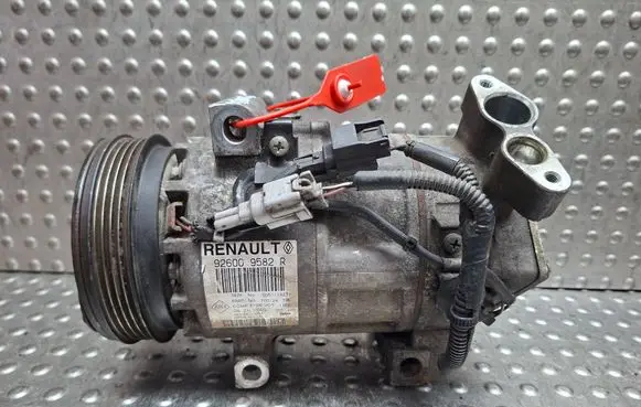 Renault Clio IV Air conditioning (A/C) compressor (pump) S27624598 926009582R