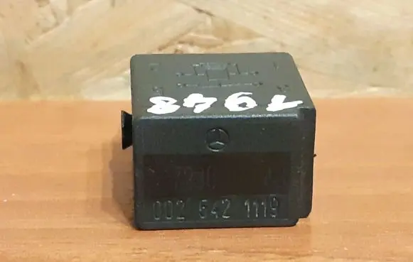 Mercedes-Benz E W211 Other relay 4RA00781300 1948