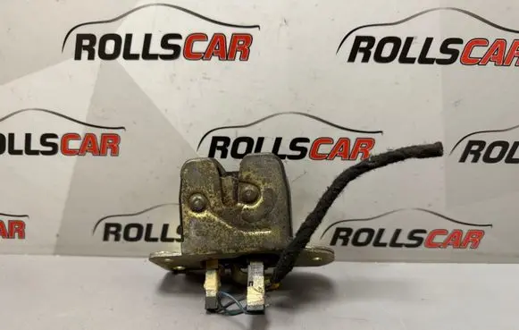 Volvo S40, V40 Tailgate lock latch 
