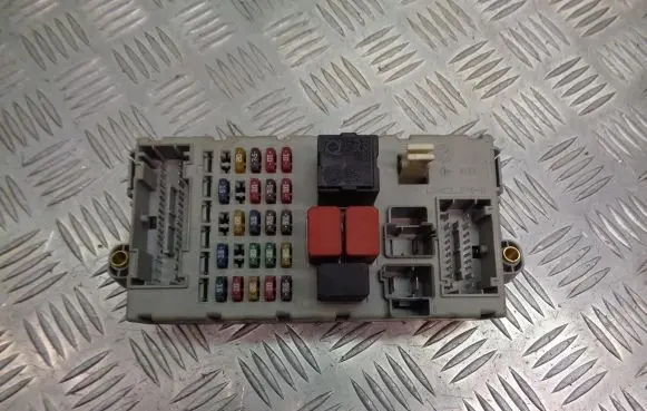Fiat Punto (188) High voltage junction box 46552681