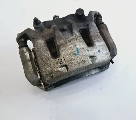 Nissan e-NV200 Front brake caliper