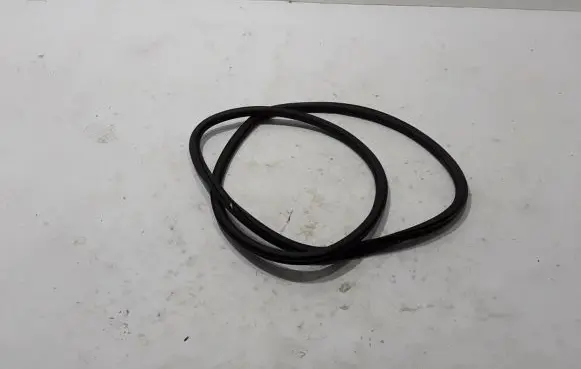 Skoda Karoq Front door rubber seal 575867366G