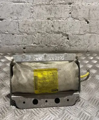 KIA Sorento Passenger airbag 569203E000