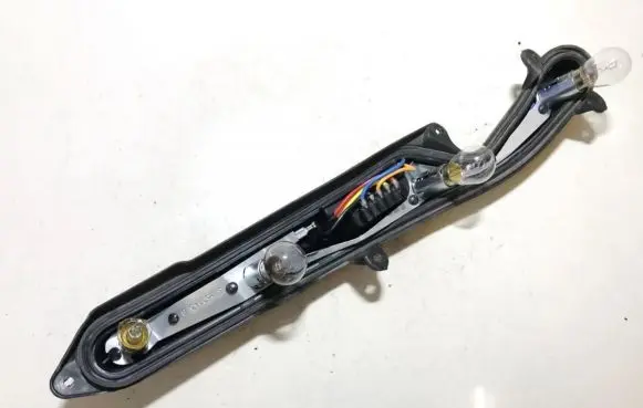 Fiat Marea Tail light bulb cover holder 37250751s