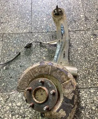 Volvo V50 Rear wheel hub