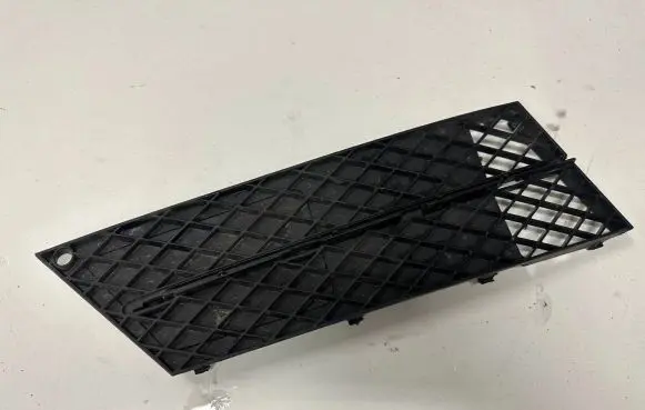 BMW 5 E60 E61 Front bumper lower grill 7178098 11460915