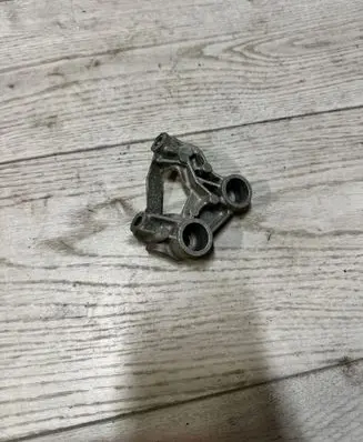 BMW 3 F30 F35 F31 Engine mounting bracket 70564515