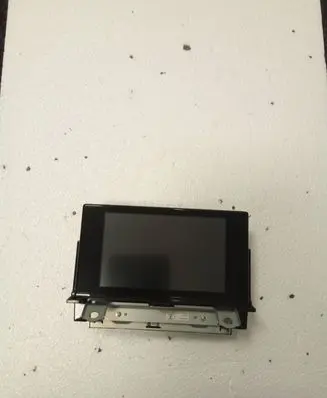 Lexus CT 200H Radio/CD/DVD/GPS head unit 8611176080