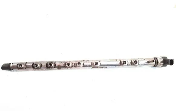 BMW X5 E70 Fuel main line pipe 780012401 0445216031 0281002949