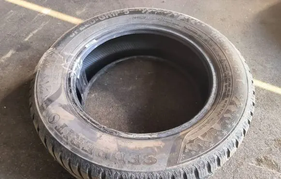 BMW 3 E36 R15 winter tire 