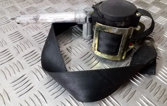 Audi A4 S4 B5 8D Front seatbelt 8D0857705A