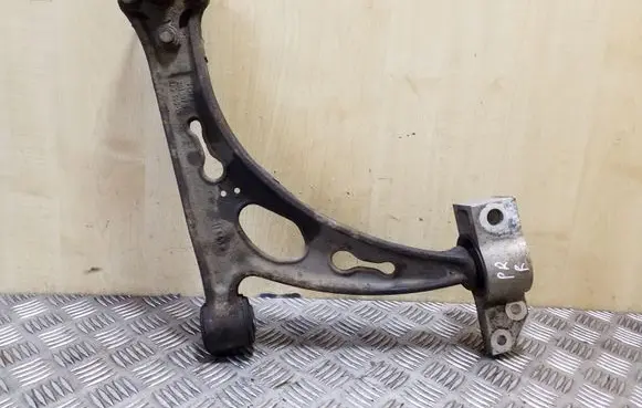 Volkswagen Eos Front lower control arm/wishbone 1K0407153G