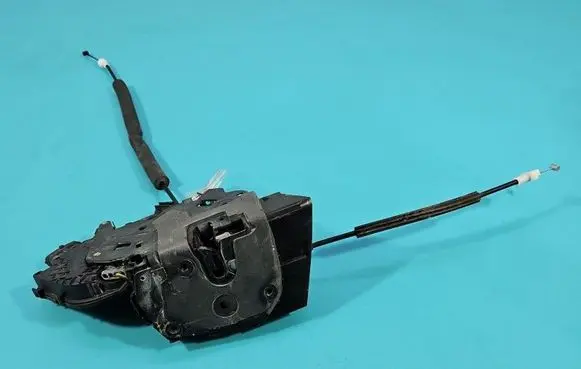 Jaguar F-Pace Front door lock HK83203A28JC IMPRK1577717