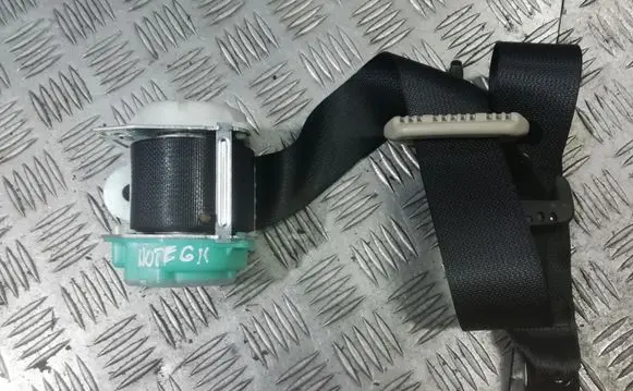 Nissan Note (E11) Rear seatbelt 9u05a