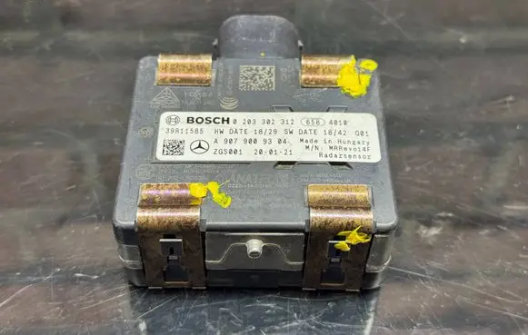 Distronic sensor radar