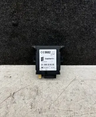 Mercedes-Benz Vito Viano W639 Auxiliary heating control unit/module 221000328200