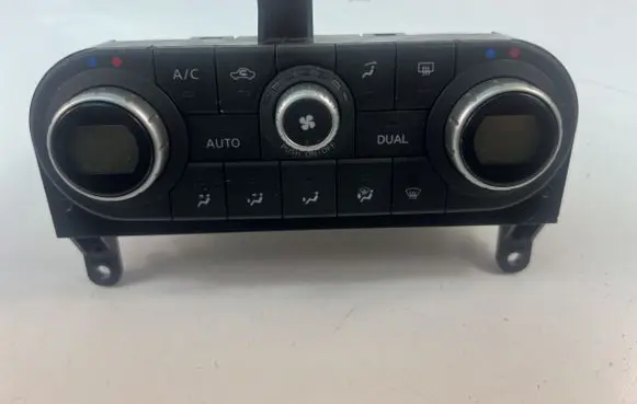 Nissan Qashqai Interior fan control switch 27500BB05A
