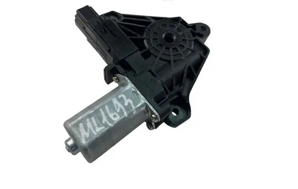 Mercedes-Benz A W176 Rear door window regulator motor A2469063100