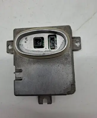 Volvo V70 Headlight ballast module Xenon 661110499 6948180