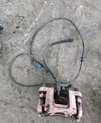 Mercedes-Benz C W204 Rear brake caliper