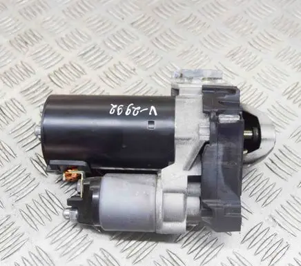 BMW 7 G11 G12 Starter motor 8589891 0001148515