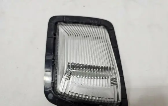 Mercedes-Benz G W463 2nd Gen Front indicator light A4639067000