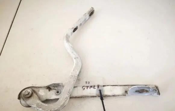 Chrysler Voyager Engine bonnet/hood hinges 04860687aa