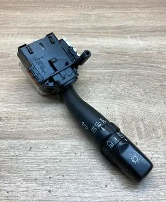 Toyota Avensis T250 Indicator stalk 8414005110 173795
