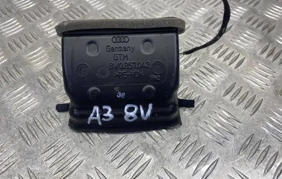 Audi A3 S3 8V Cabin air duct channel 8W0857042