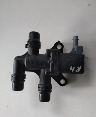 Opel Mokka B Engine coolant pipe/hose 9829266280