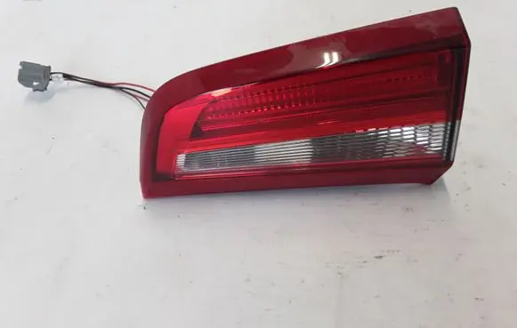 Volvo S60 Tailgate rear/tail lights