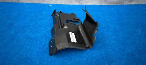 Volvo S80 Intercooler air guide/duct channel 31323243
