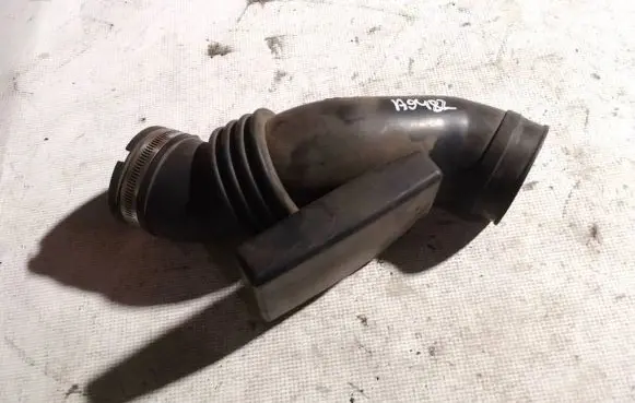 Subaru Legacy Air intake hose/pipe
