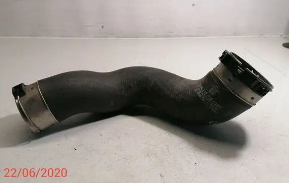 Mercedes-Benz E W212 Intercooler hose/pipe A2125280382