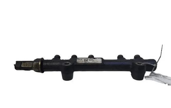 Volvo V40 Fuel main line pipe 132551244