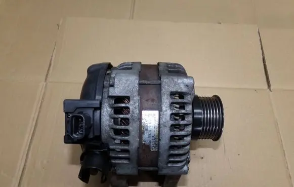 Volvo V50 Generator/alternator 3M5T10300YC