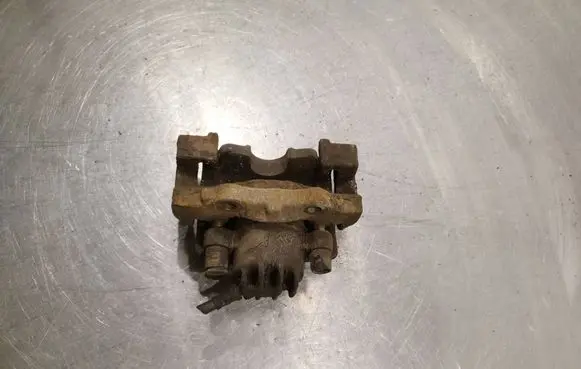 Peugeot 5008 Front brake caliper