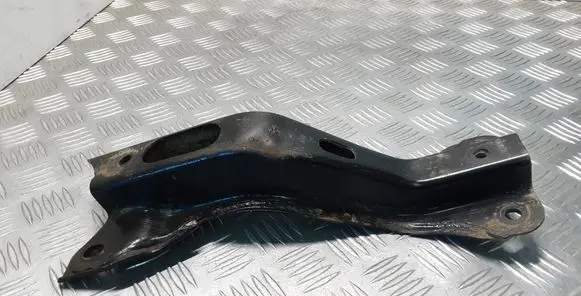 Toyota Hilux VIII Other front suspension part 