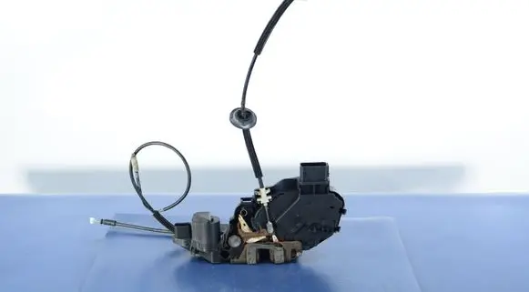 Land Rover Range Rover Sport L320 Front door lock 924020500