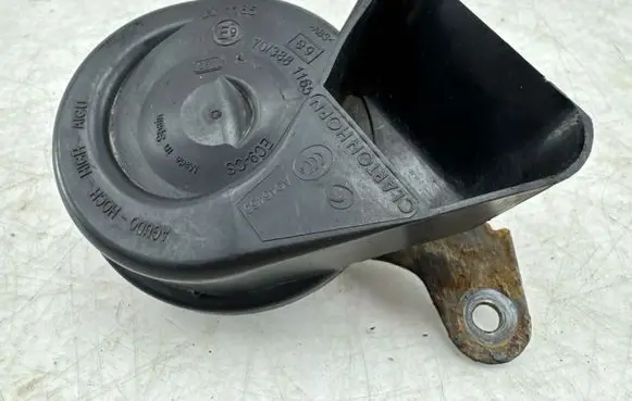 Mercedes-Benz E W211 Horn signal 703881165