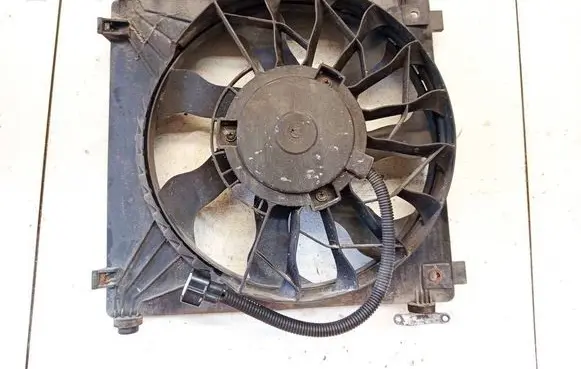 Tesla Model S Radiator cooling fan shroud 600735200B