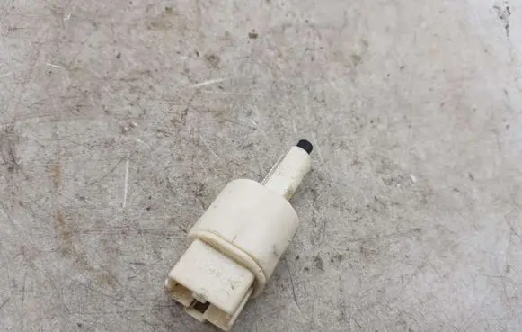 Clutch pedal sensor