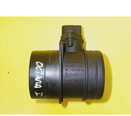 Skoda Octavia Mk1 (1U) Mass air flow meter 074906461B 0281002461